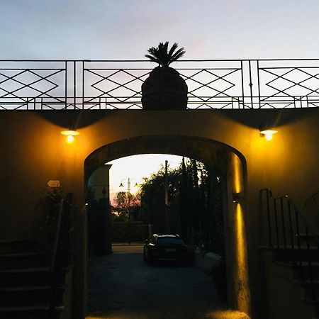 B&B L' Orangerie Пиетрасанта Екстериор снимка
